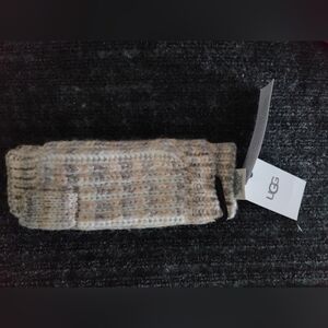 UGG Women's Chunky Space Dye Fingerless Gloves